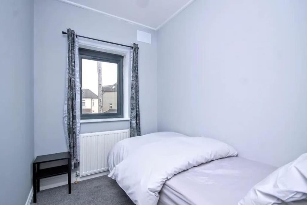 Beautiful Bright Three Bedroom House In Brighton And Hove With Free Parking Kültér fotó
